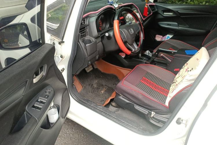Used Honda Fit 2016 1.5L LX CVT Comfort Model Driver Seat