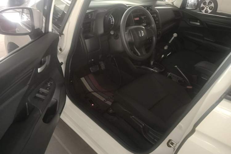 Used Honda Fit 2016 1.5L LXS CVT Comfort Sunroof Version Driver Seat