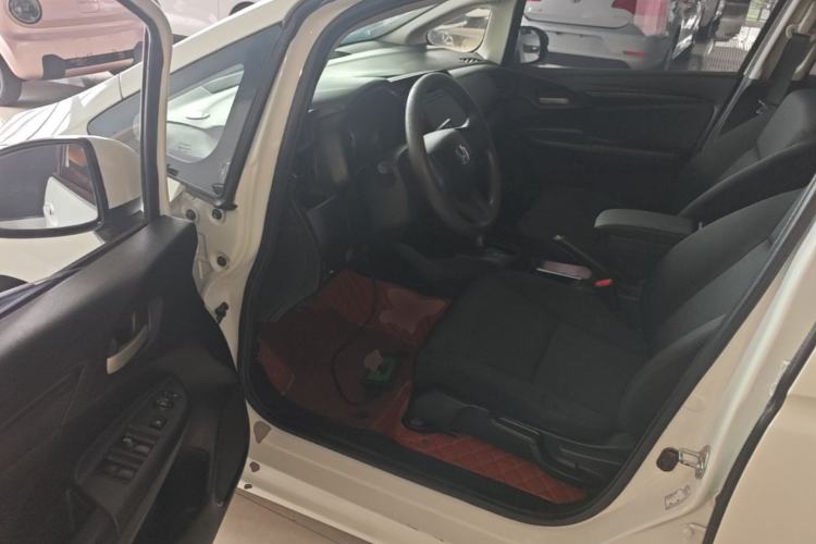 Used Honda Fit 2016 1.5L LXS CVT Comfort Sunroof Version Driver Seat