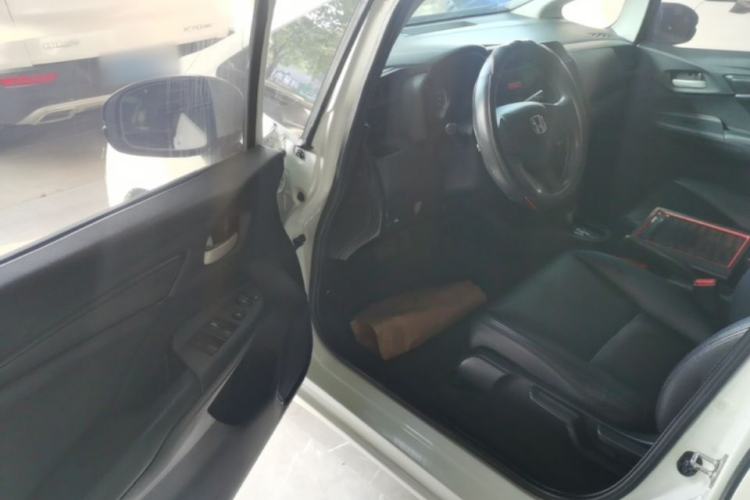 Used Honda Fit 2016 1.5L LXS CVT Comfort Sunroof Version Driver Seat