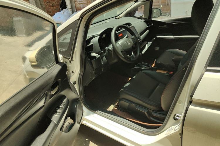 Used Honda Fit 2016 1.5L LX CVT Comfort Model Driver Seat
