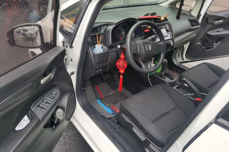 Used Honda Fit 2016 1.5L LXS CVT Comfort Sunroof Version Driver Seat