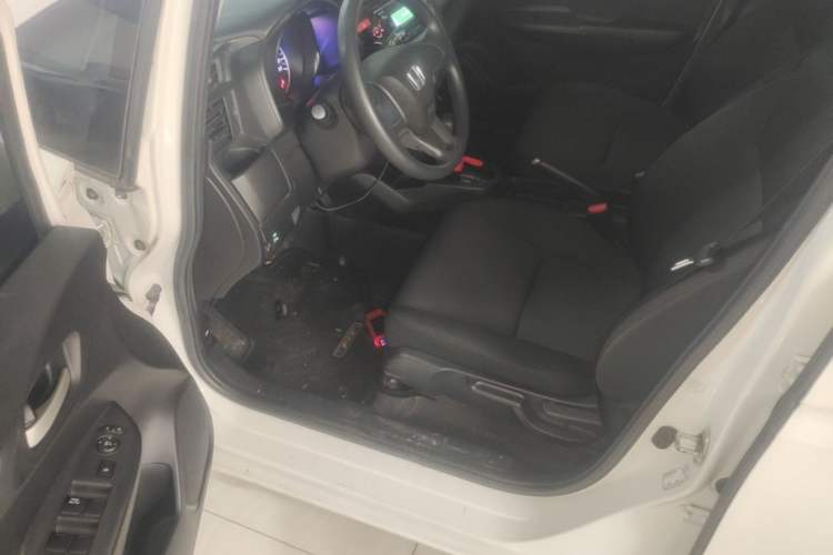 Used Honda Fit 2016 1.5L LXS CVT Comfort Sunroof Version Driver Seat