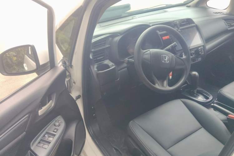 Used Honda Fit 2016 1.5L LX CVT Comfort Model Driver Seat