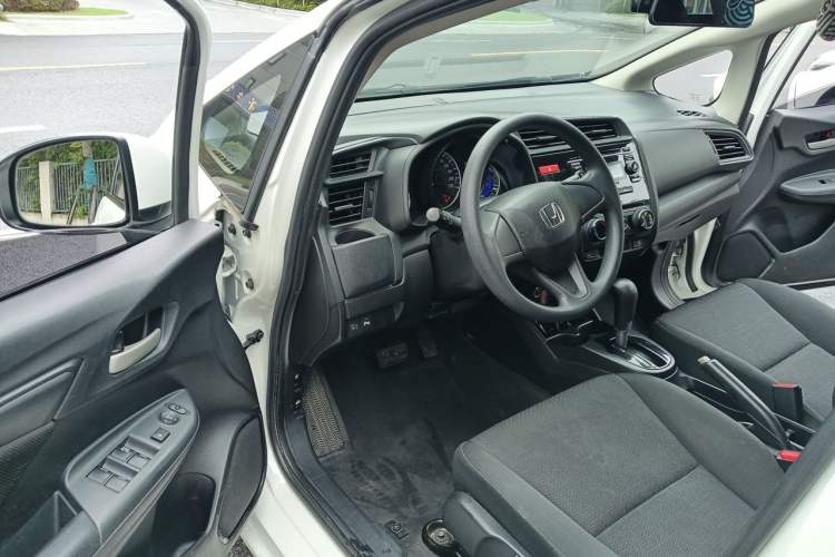 Used Honda Fit 2016 1.5L LXS CVT Comfort Sunroof Version Driver Seat