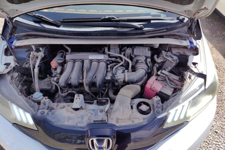 Used Honda Fit 2016 1.5L SES CVT Fashion Sunroof Edition Engine Bay