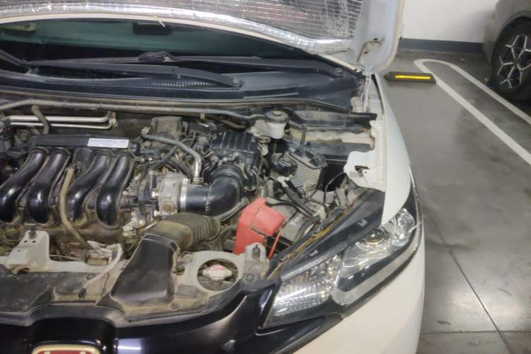 Used Honda Fit 2016 1.5L LX Manual Comfort Model Engine Bay Left