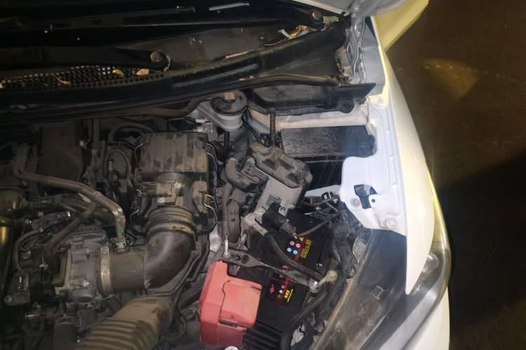 Used Honda Fit 2016 1.5L LXS CVT Comfort Sunroof Version Engine Bay Left