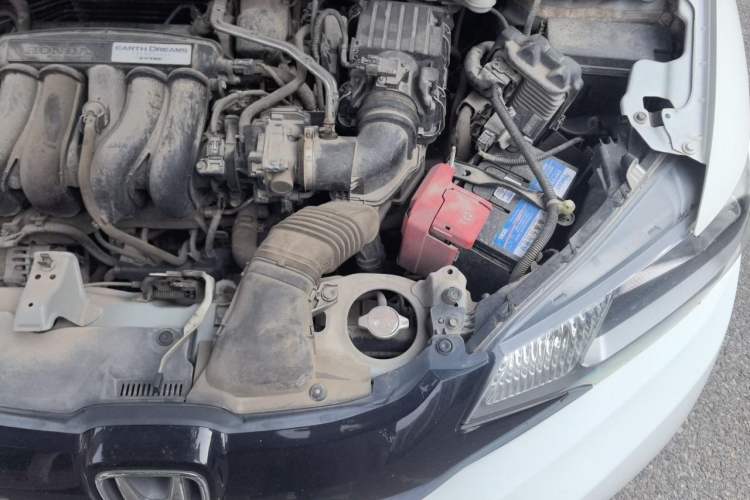 Used Honda Fit 2016 1.5L LX Manual Comfort Model Engine Bay Left