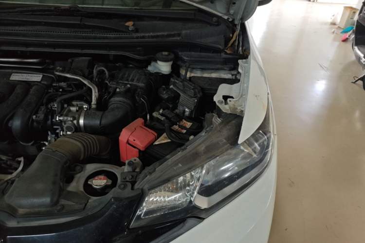 Used Honda Fit 2016 1.5L LXS CVT Comfort Sunroof Version Engine Bay Left
