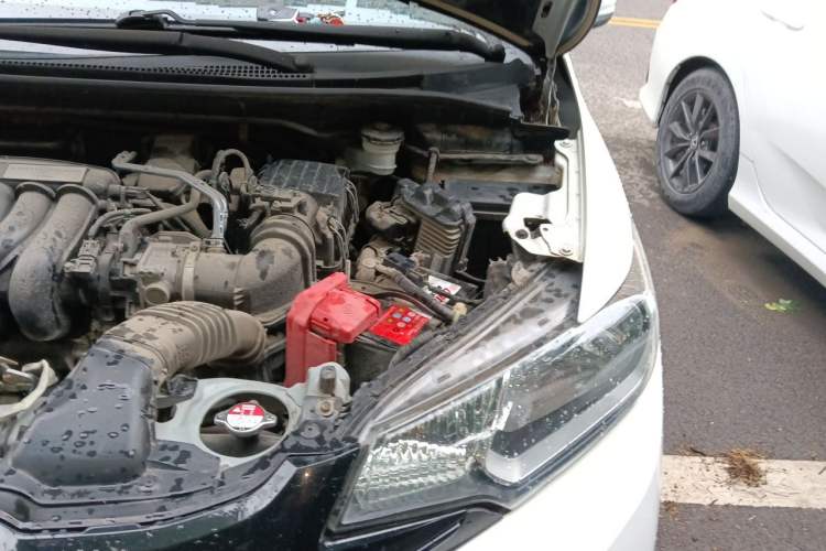 Used Honda Fit 2016 1.5L LXS CVT Comfort Sunroof Version Engine Bay Left