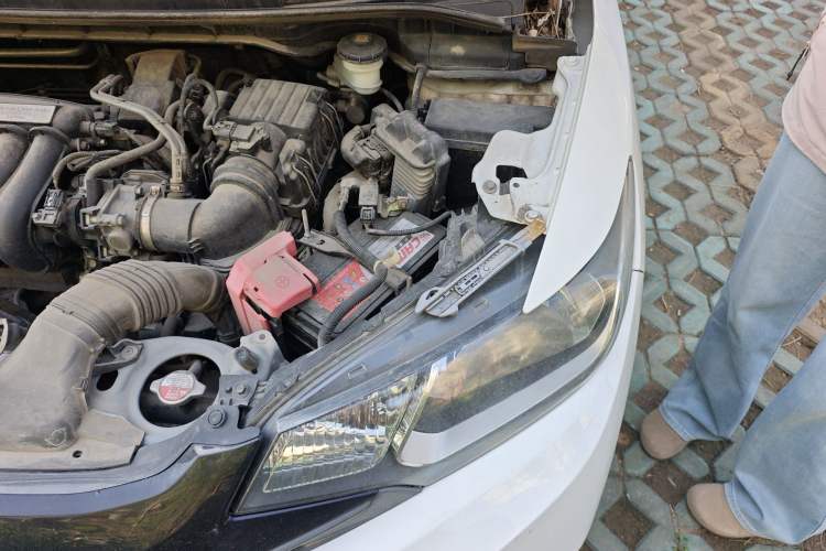 Used Honda Fit 2016 1.5L LXS CVT Comfort Sunroof Version Engine Bay Left
