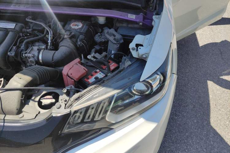 Used Honda Fit 2016 1.5L LX Manual Comfort Model Engine Bay Left