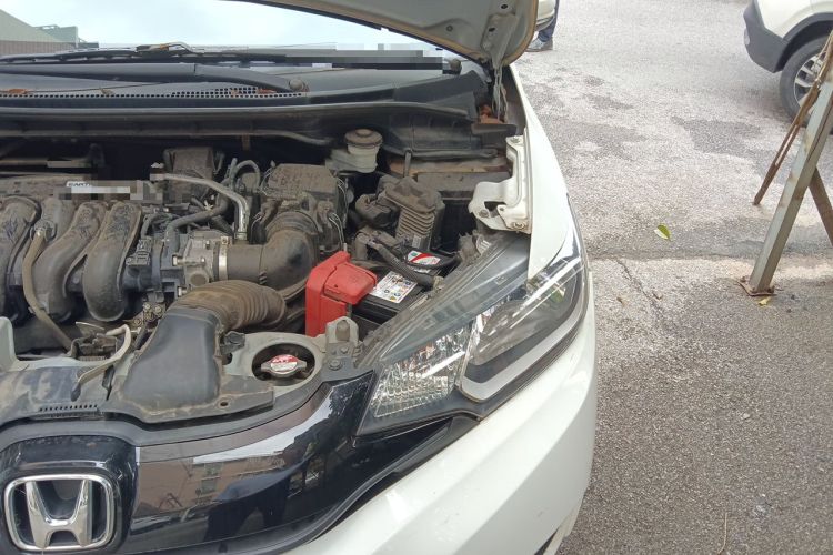 Used Honda Fit 2016 1.5L LXS CVT Comfort Sunroof Version Engine Bay Left