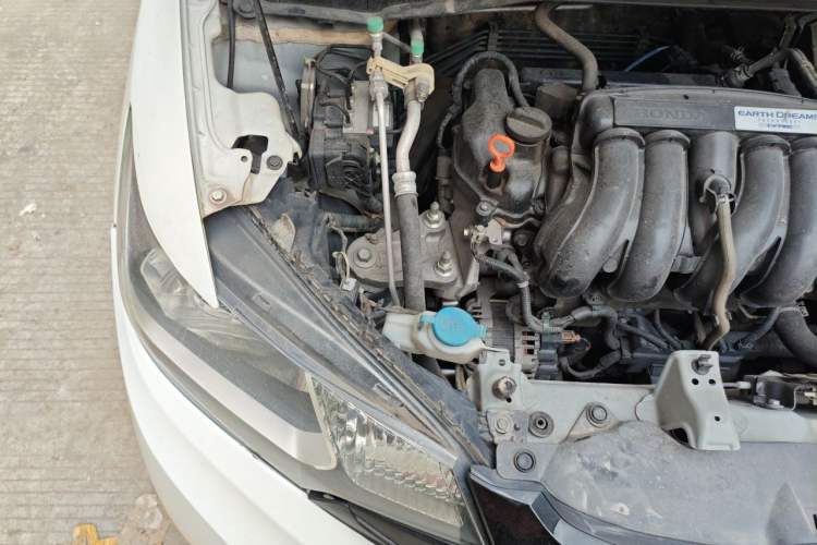 Used Honda Fit 2016 1.5L LXS CVT Comfort Sunroof Version Engine Bay Right