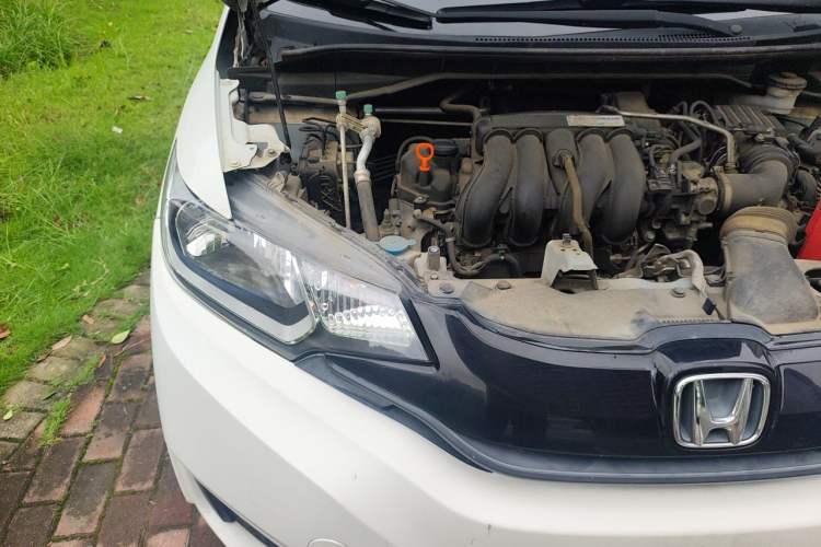 Used Honda Fit 2016 1.5L LXS CVT Comfort Sunroof Version Engine Bay Right