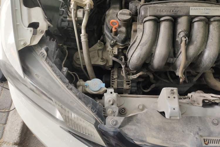 Used Honda Fit 2016 1.5L LXS CVT Comfort Sunroof Version Engine Bay Right
