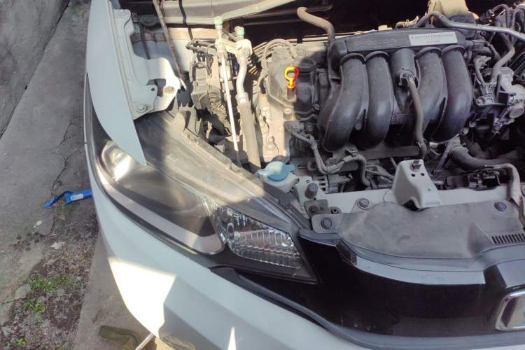 Used Honda Fit 2016 1.5L LX Manual Comfort Model Engine Bay Right