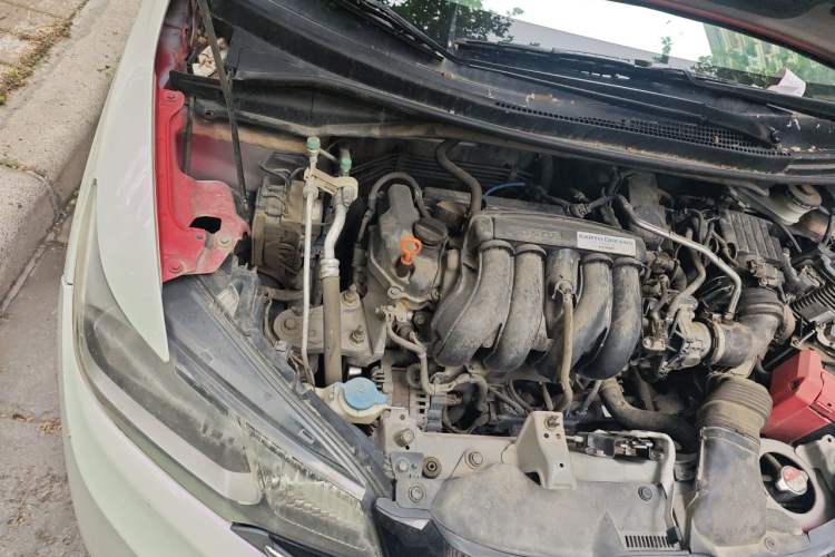 Used Honda Fit 2016 1.5L LX CVT Comfort Model Engine Bay Right