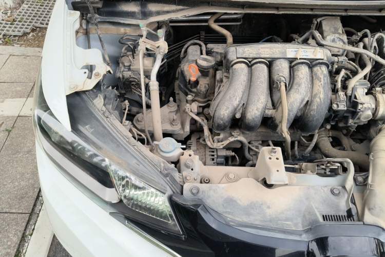 Used Honda Fit 2016 1.5L LXS CVT Comfort Sunroof Version Engine Bay Right