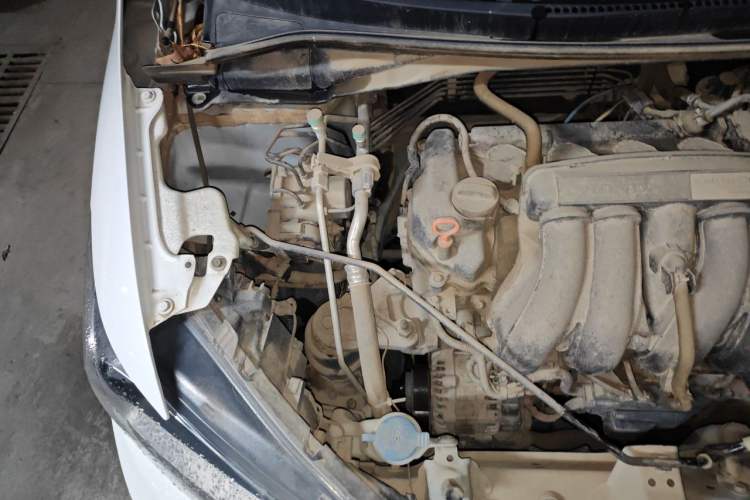 Used Honda Fit 2016 1.5L LX CVT Comfort Model Engine Bay Right