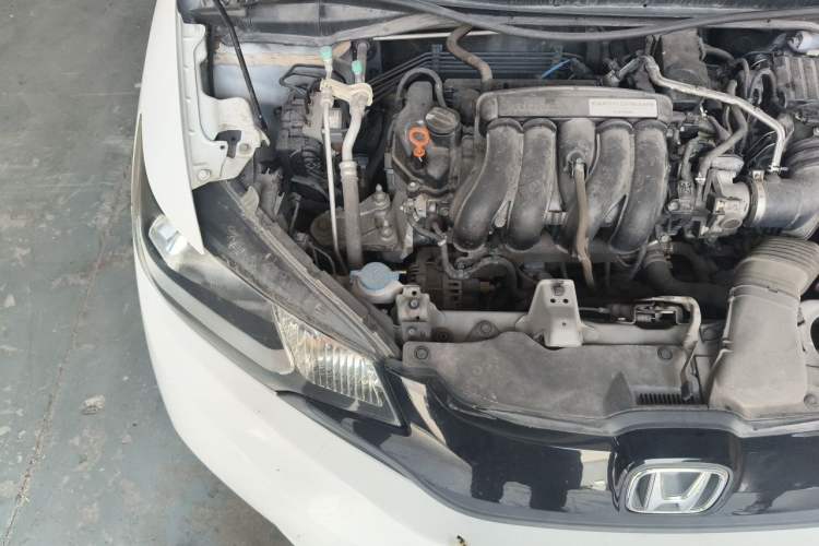 Used Honda Fit 2016 1.5L LXS CVT Comfort Sunroof Version Engine Bay Right
