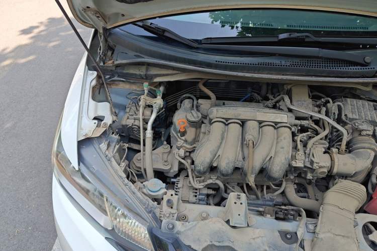 Used Honda Fit 2016 1.5L LX CVT Comfort Model Engine Bay Right