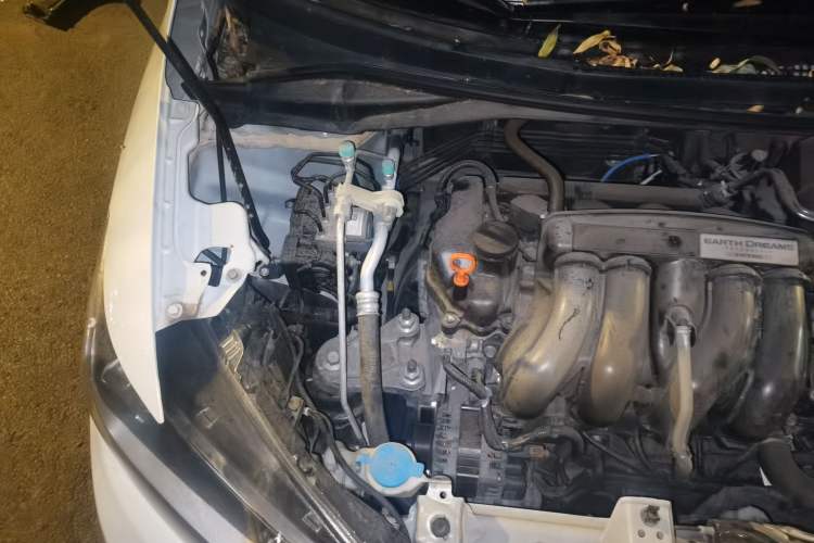 Used Honda Fit 2016 1.5L LXS CVT Comfort Sunroof Version Engine Bay Right