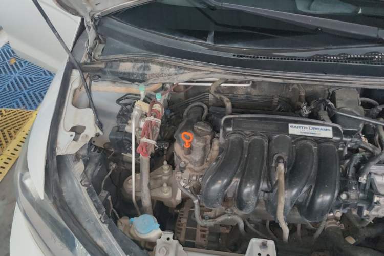 Used Honda Fit 2016 1.5L LX Manual Comfort Model Engine Bay Right