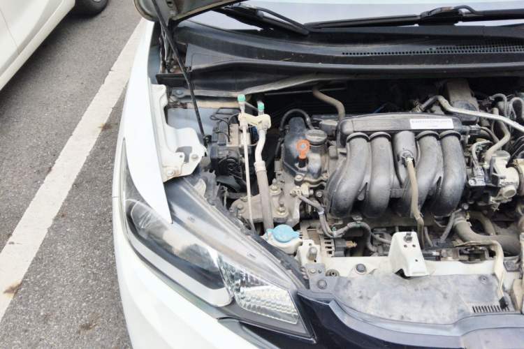 Used Honda Fit 2016 1.5L LXS CVT Comfort Sunroof Version Engine Bay Right