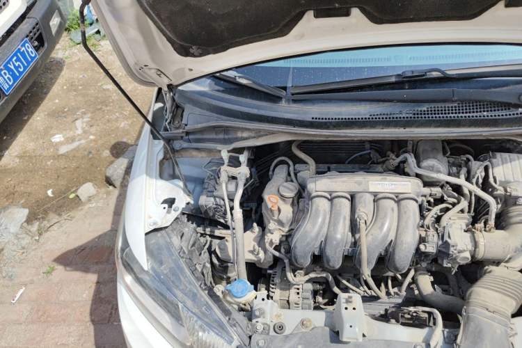 Used Honda Fit 2016 1.5L LXS CVT Comfort Sunroof Version Engine Bay Right