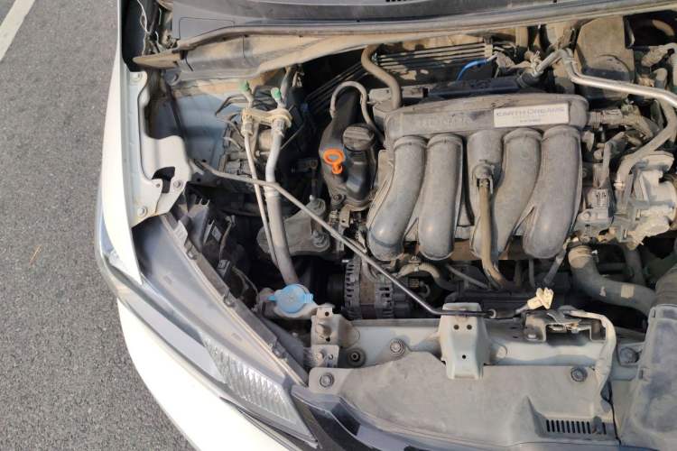 Used Honda Fit 2016 1.5L LXS CVT Comfort Sunroof Version Engine Bay Right
