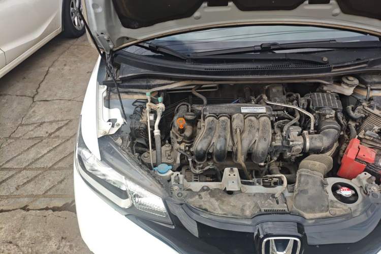 Used Honda Fit 2016 1.5L LX CVT Comfort Model Engine Bay Right