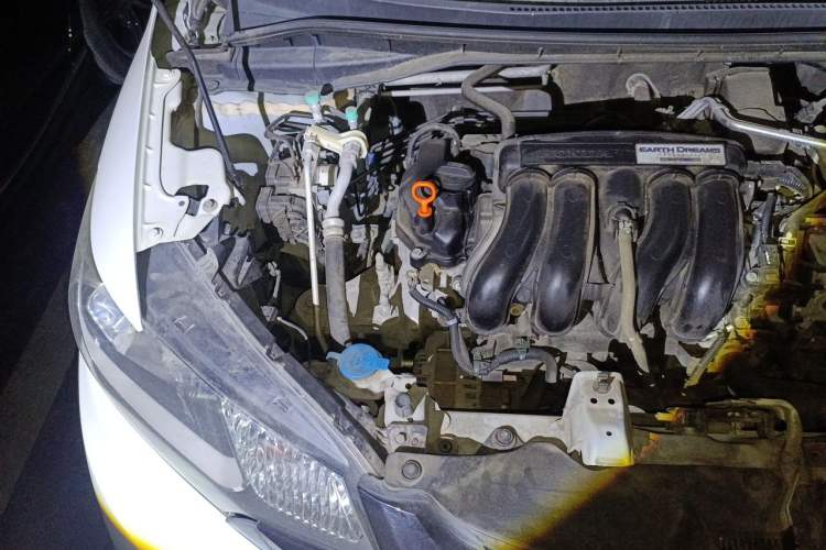 Used Honda Fit 2016 1.5L LXS CVT Comfort Sunroof Version Engine Bay Right
