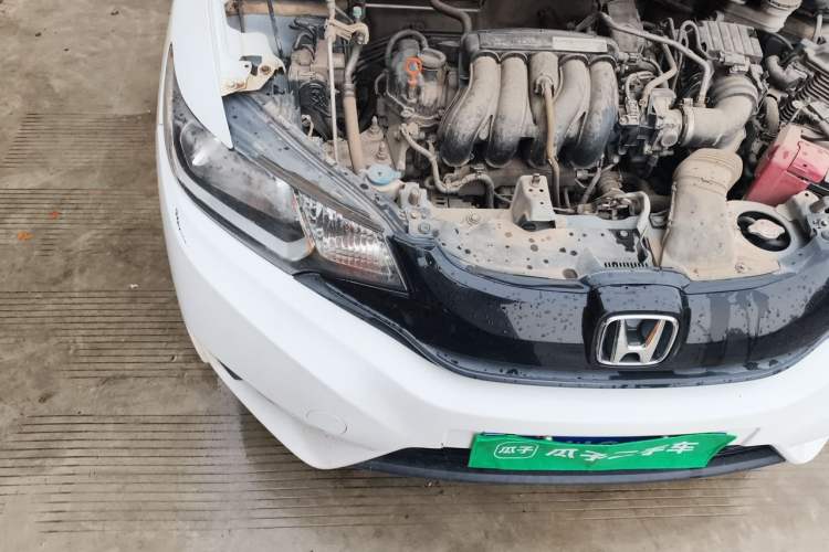 Used Honda Fit 2016 1.5L LXS CVT Comfort Sunroof Version Engine Bay Right