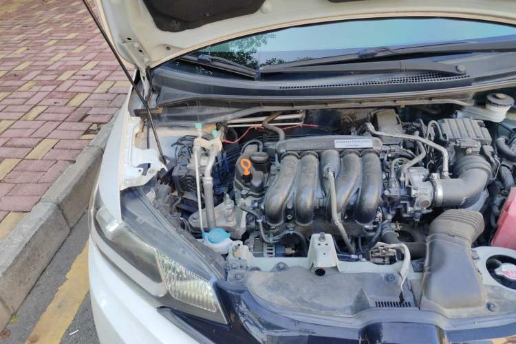 Used Honda Fit 2016 1.5L LXS CVT Comfort Sunroof Version Engine Bay Right