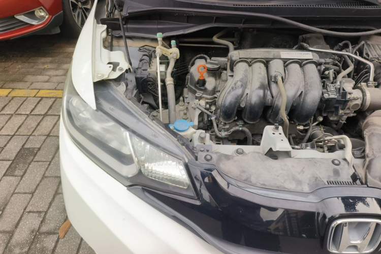 Used Honda Fit 2016 1.5L LXS CVT Comfort Sunroof Version Engine Bay Right