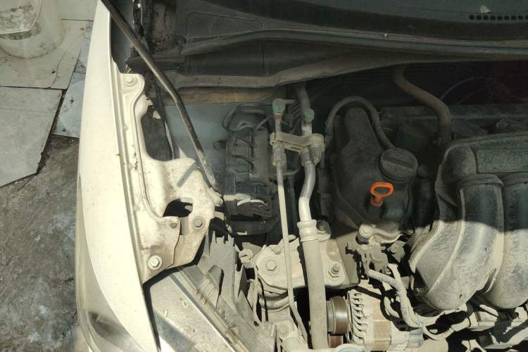 Used Honda Fit 2016 1.5L LX CVT Comfort Model Engine Bay Right