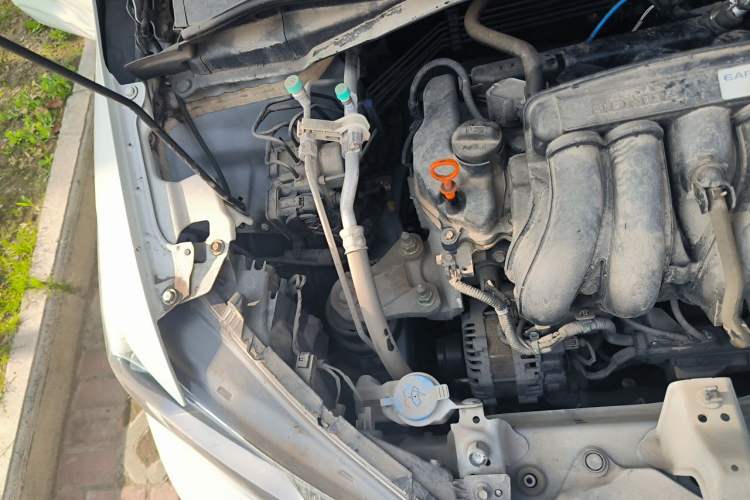 Used Honda Fit 2016 1.5L LX CVT Comfort Model Engine Bay Right