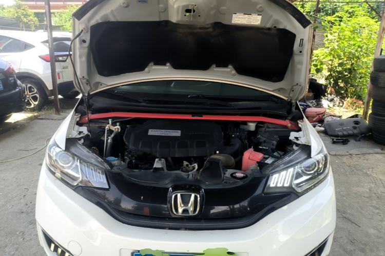 Used Honda Fit 2016 1.5L LXS CVT Comfort Sunroof Version Engine Bay