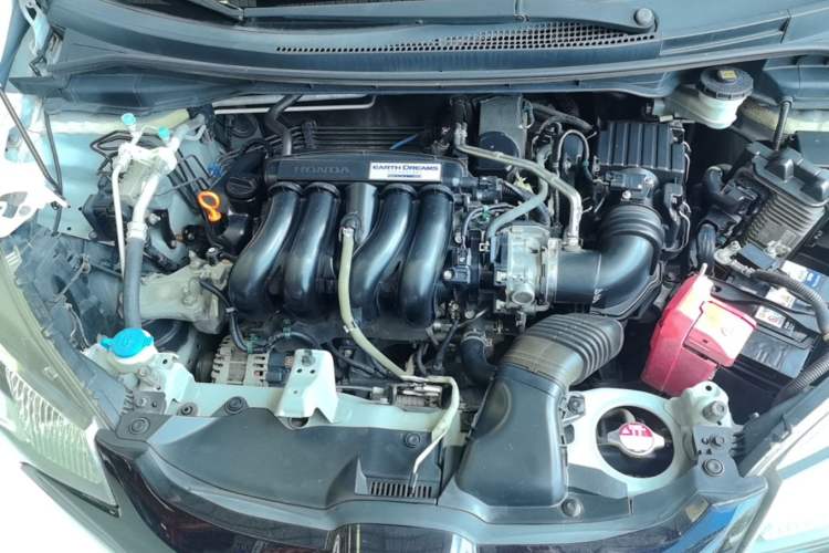 Used Honda Fit 2016 1.5L LXS CVT Comfort Sunroof Version Engine Bay