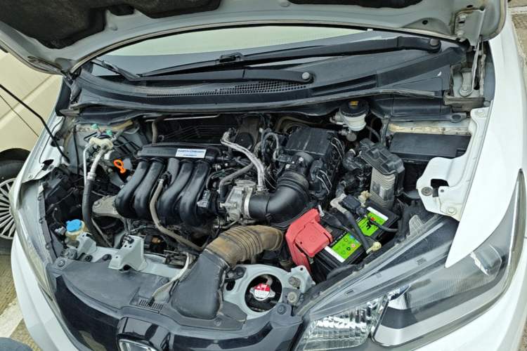 Used Honda Fit 2016 1.5L LXS CVT Comfort Sunroof Version Engine Bay