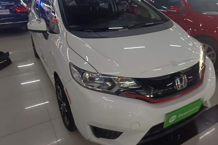 Used Honda Fit 2016 1.5L LX CVT Comfort Model Exterior 1