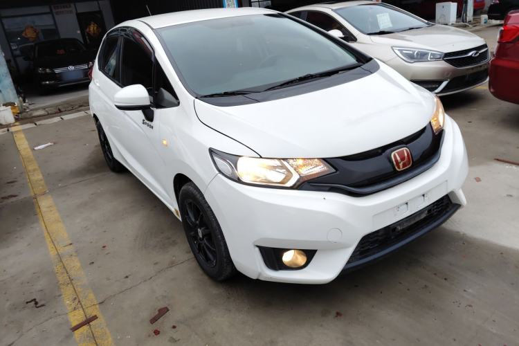 Used Honda Fit 2016 1.5L LX Manual Comfort Model Exterior 1