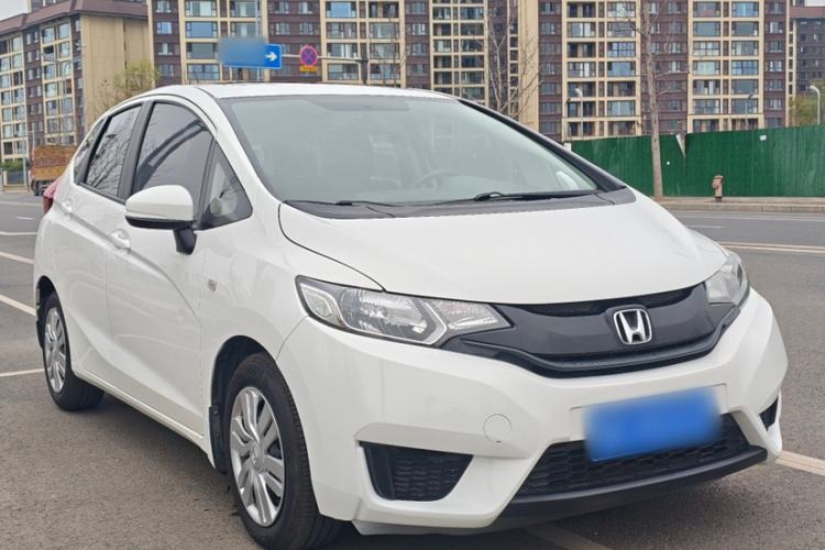 Used Honda Fit 2016 1.5L LXS CVT Comfort Sunroof Version Exterior 2