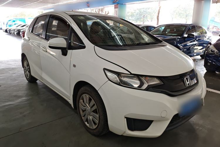 Used Honda Fit 2016 1.5L LX Manual Comfort Model Exterior 2