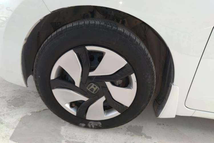 Used Honda Fit 2016 1.5L LX CVT Comfort Model Exterior 2