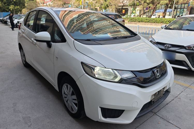 Used Honda Fit 2016 1.5L LXS CVT Comfort Sunroof Version Exterior 2