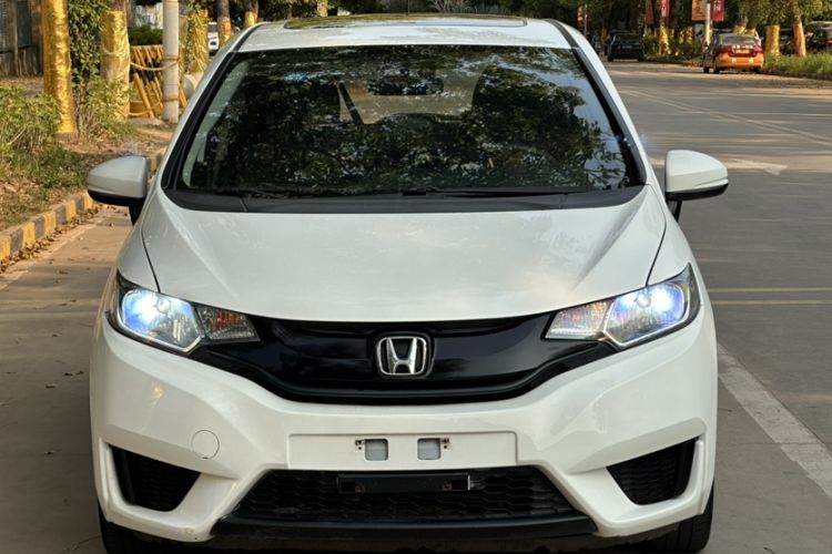Used Honda Fit 2016 1.5L LXS CVT Comfort Sunroof Version Exterior 2