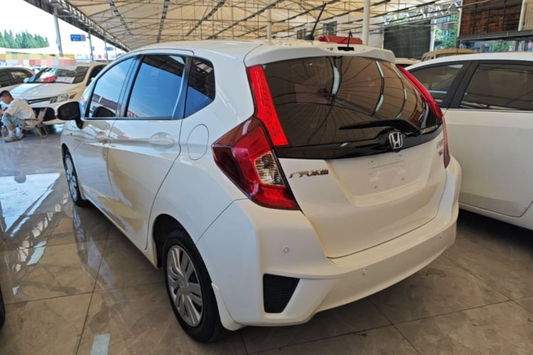 Used Honda Fit 2016 1.5L LXS CVT Comfort Sunroof Version Exterior 2